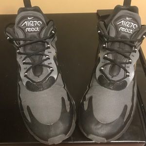 Preowned Nike air 270 running shoes size 12